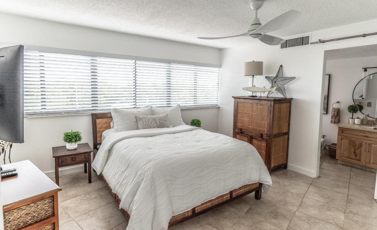 Sea Mist - Oceanfront-Lake-Kayak-Paddleboard-Bike Key Largo Exterior photo